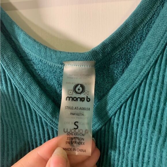 Mono B Small Teal Ribbed‎ Cropped Tank Top - Picture 4 of 6